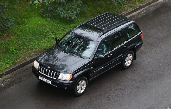 Belarus, Minsk-October 29.08.2021: SUV Jeep Grand Cherokee (WK) on the road in the city.