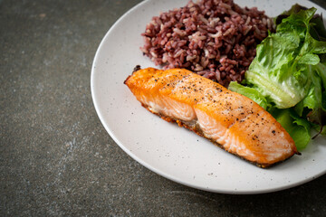 grilled salmon fillet steak with rice berry and vegetable