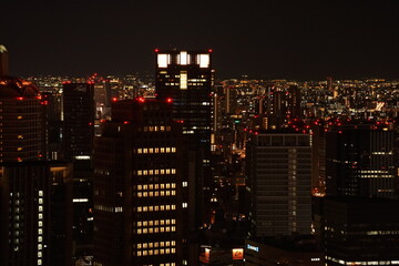 Fototapeta na wymiar 日本 大阪府 梅田スカイビル 空中庭園展望台からの眺望 夜景