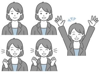 喜ぶ表情の強弱　スーツの中年女性