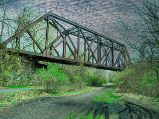 Fototapeta na wymiar old railway bridge