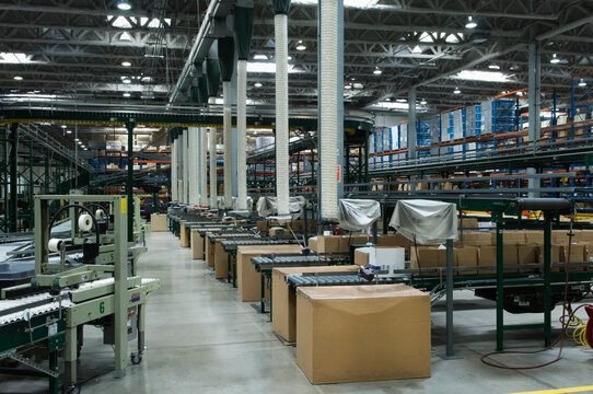 Workstations in distribution warehouse