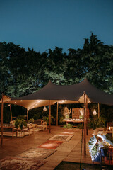 wedding decoration setting table