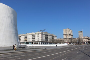 Le Havre : la rue de Paris, entre le Volcan et la place général de Gaulle