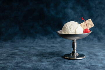 日本のレトロなアイスクリーム　バニラアイス　スイーツ