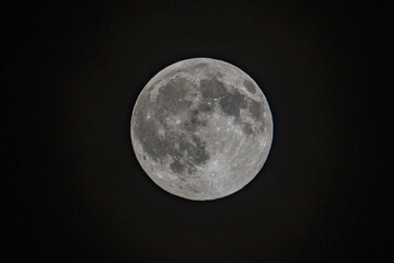 満月