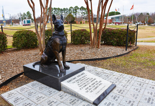 Special Forces Memorial to K9 Soldiers Killed in Action, Fayetteville, North Carolina, USA