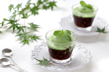 ゆであずき抹茶アイスのせ