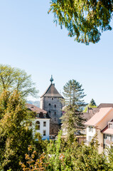 Fototapeta premium Laufenburg, Wasentor, Tor, Obere Wasengasse, Wasenturm, Wehrturm, Stadtturm, Altstadt, Altstadthäuser, Rhein, Rheinufer, Frühling, Schweiz