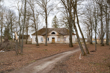 old maison int estonia