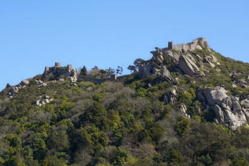 Fototapeta na wymiar Ansicht des Castelo dos Mouros von Sintra aus