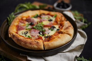 Italian salami pizza with mozzarella