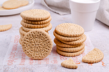 Fototapeta na wymiar Round cookies with a pattern
