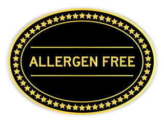 Black and gold color oval label sticker with word allergen free on white background - obrazy, fototapety, plakaty