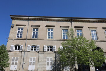 Le tribunal, ou palais de justice, vue de l'extérieur, ville de Thiers, département du Puy de Dome, France