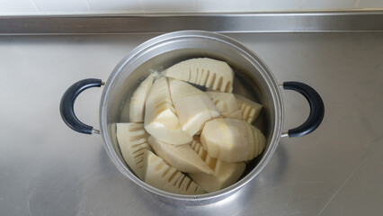 タケノコのあく抜き　イメージ