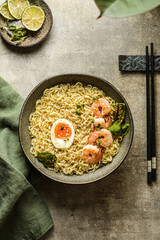 noodles with shrimp and egg