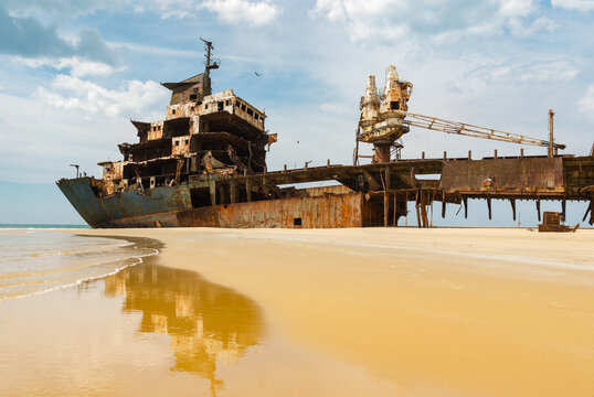 Farrah 3 shipwreck, north eastern coast of Sri Lanka