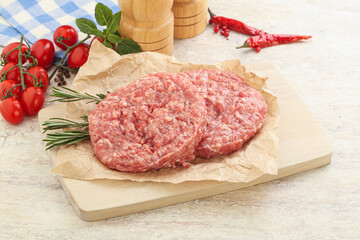 Raw pork cutlet for burger