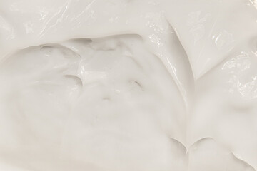 White cosmetic creme