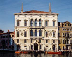 Venezia. Facciata di Cà Balbi