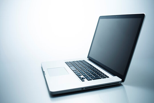 computer  pc business　laptop office work  internet  security  パソコン　仕事　ビジネス　オフィス　ノートパソコン