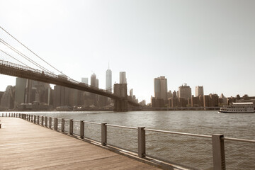 city bridge and city skyline New York