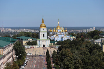 Fototapeta na wymiar Kiev, Ukraine : View from the bell tower of Sofia Cathedral to the golden-domed St. Michael's Monastery
