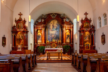 Fototapeta na wymiar Interiors of Capuchin church (Kapuzinerkirche) in Vienna