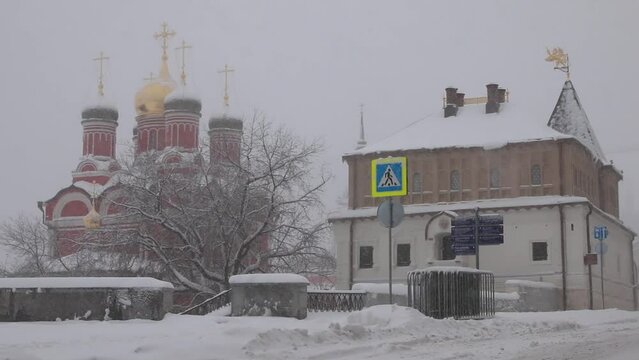 Moscow old street Varvarka during snowfall
