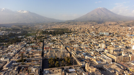 Aerial view of the city of Arequipa and its volcanoes.