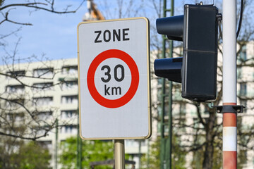 circulation traffic Belgique Bruxelles vitesse limitation signalisation zone 30