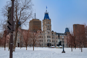 Obraz premium National Assembly of Quebec building during winter