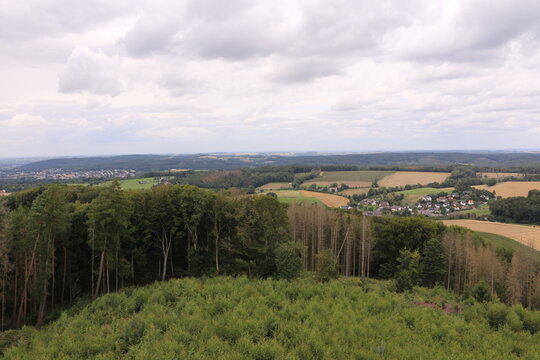 Blick von Eisborn, einem Ortsteil der Stadt Balve, ins Sauerland