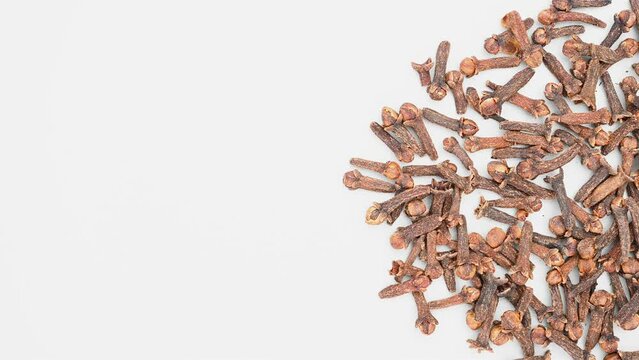 top pan herb DingXiang or Caryophylli Flos or Clove