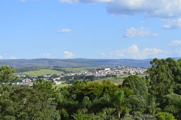 Fototapeta na wymiar Vista do Horizonte da cidade de Carrancas