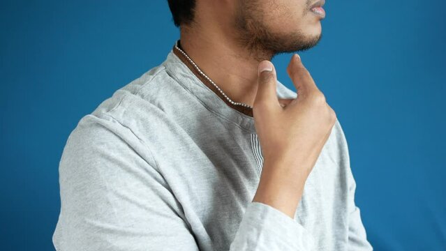 รูปภาพChoke เลือกดูภาพถ่ายสต็อก เวกเตอร์ และวิดีโอ19 716 Adobe Stock รูปภาพChoke เลือกดูภาพถ่ายสต็อก เวกเตอร์ และวิดีโอ19 716 Adobe Stock