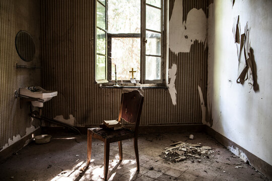 Photographie de maison abandonn&eacute;e