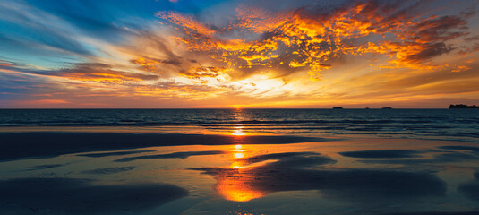 Panorama beautiful ocean during sunset outdoor nature background