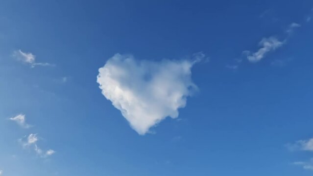 Cloud in the form of a heart, perfect for a romantic clip.