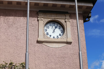Uhr, Turmuhr, analog, Rathaus, Bahnhofsuhr, alte Uhr, Zifferblatt, Zeit