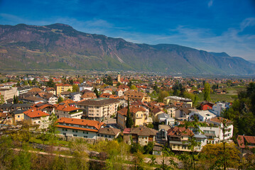 Fototapeta na wymiar Blick auf Lana in Südtirol