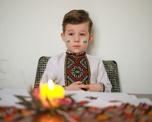 child playing with toy blocks, ucraina, ukraine, childen ukraine, guera