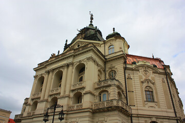 Fototapeta na wymiar State Theatre in Kosice, Slovakia 