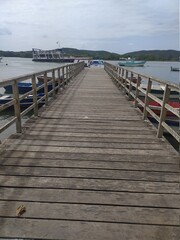 Naklejka premium pier in the sea