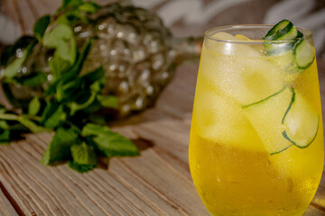 drink, drinks, tragos, aperol, martini, naranja, orange, lemmon, limon, lima, lime, mint, menta, whisky, fresh, girls, girl, fun, night, out, food, cocktail, beer, 