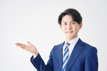 ビジネスマン  案内　白背景