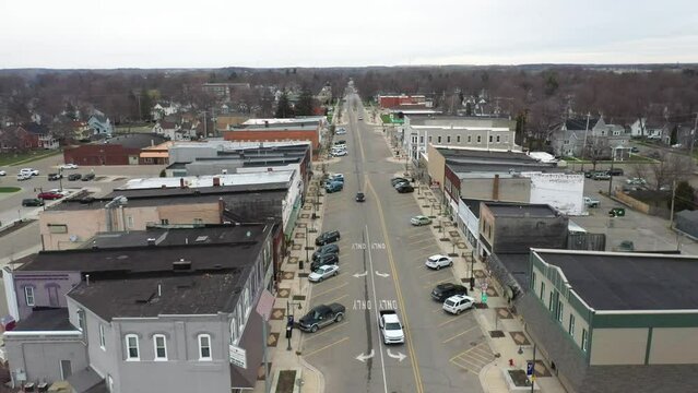 Downtown Durand, Michigan drone moving forwards.
