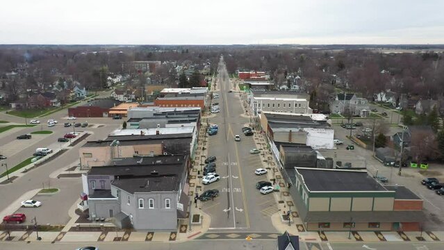 Downtown Durand, Michigan drone moving down.