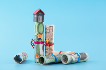 Miniature Ideas Climb Money Flocks Home Buyers